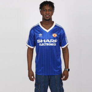 1982-83 Manchester united Third