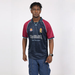 1999 -2001 Iron Maiden X West Ham Home